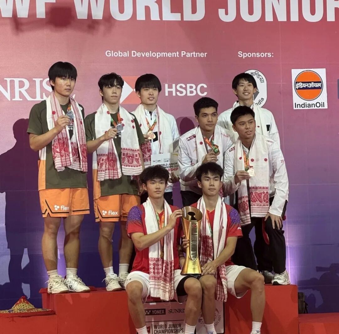 除三项冠军, 有稳定发挥, 刘思雅并列